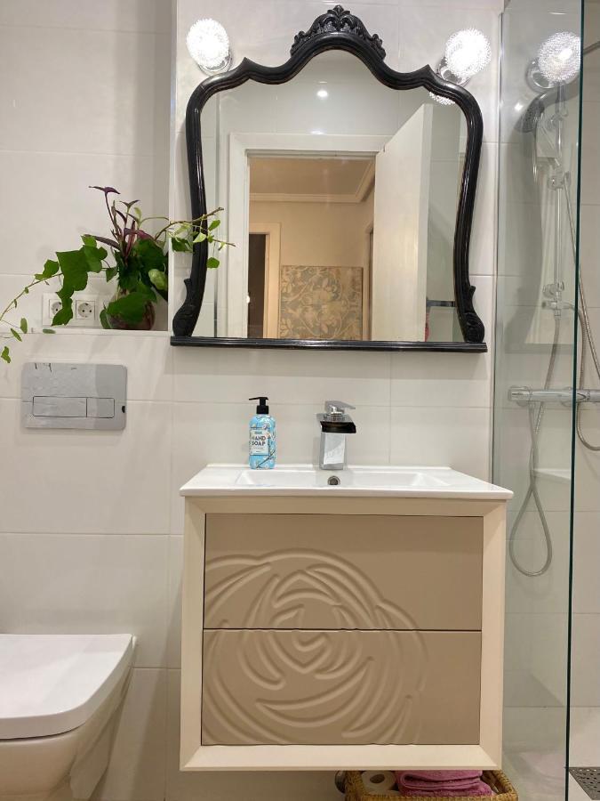 Apartamento La Muralla Parking Gratis Burgos Exterior photo
